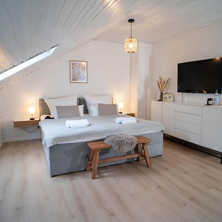 Charmantes Apartment Mit Balkon Mindelheim Εξωτερικό φωτογραφία